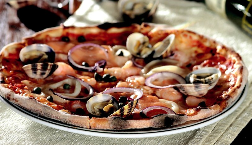 Deniz mahsülleri pizza (Pizza Di Mare)