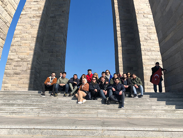 İstanbul Gelişim Üniversitesi Halkla ilişkiler ve Sosyal Sorumluluk Kulübü Yaşatmak İçin Can Verenler Projesi